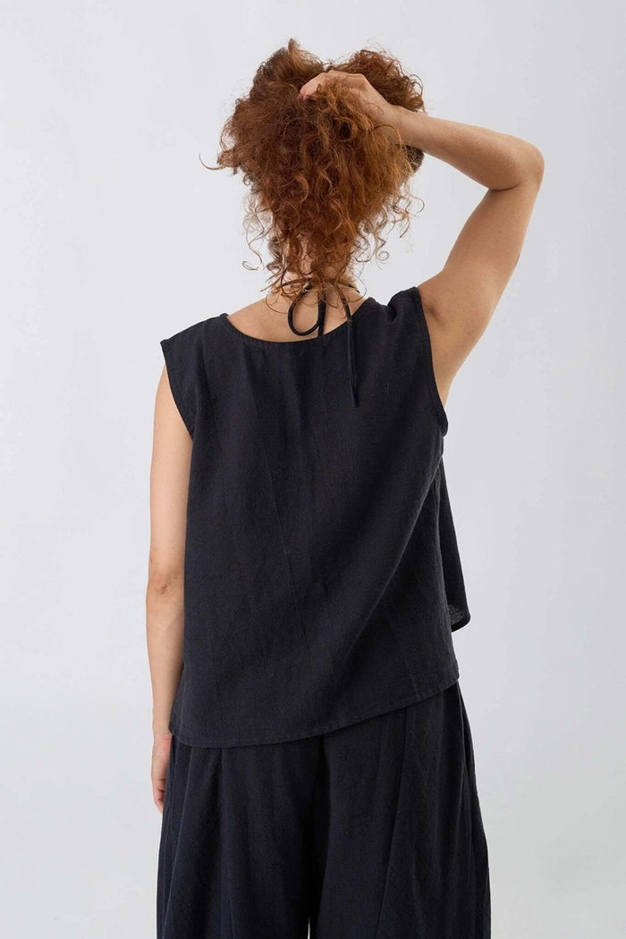 Oasis Vest